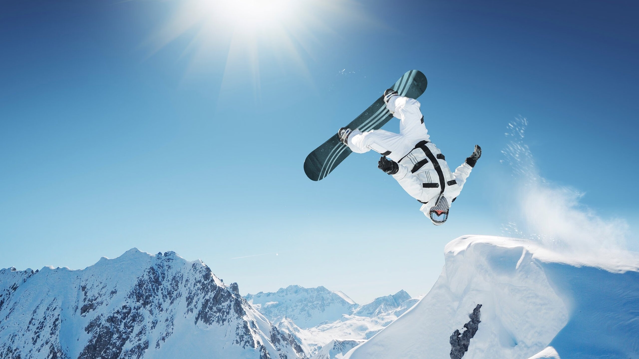 九游体验-“萨尔·巴赫在南非国家队的首秀：展现非凡潜力”